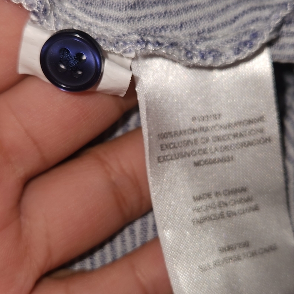 Womens Blouse Size Large - Picture 9 of 12